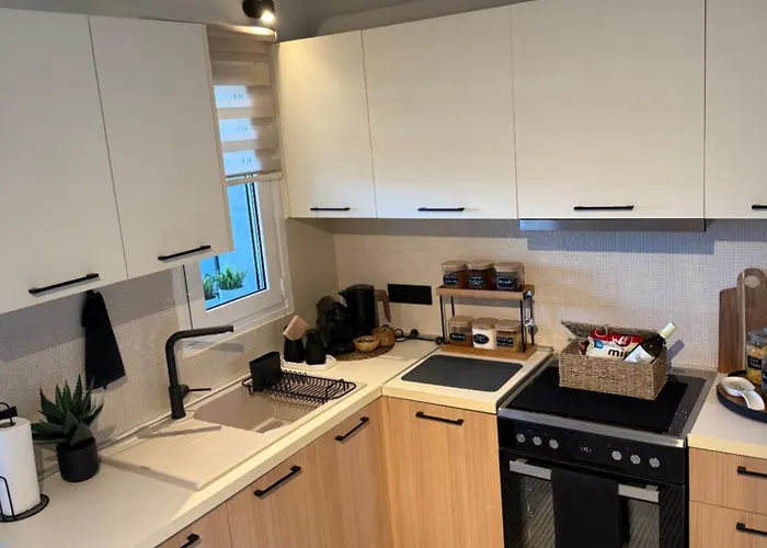 Apartamento Addview 2 *